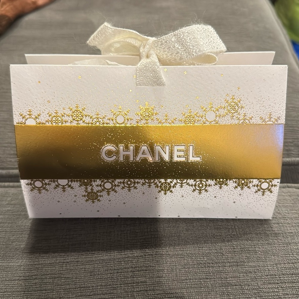 Chanel gift bag